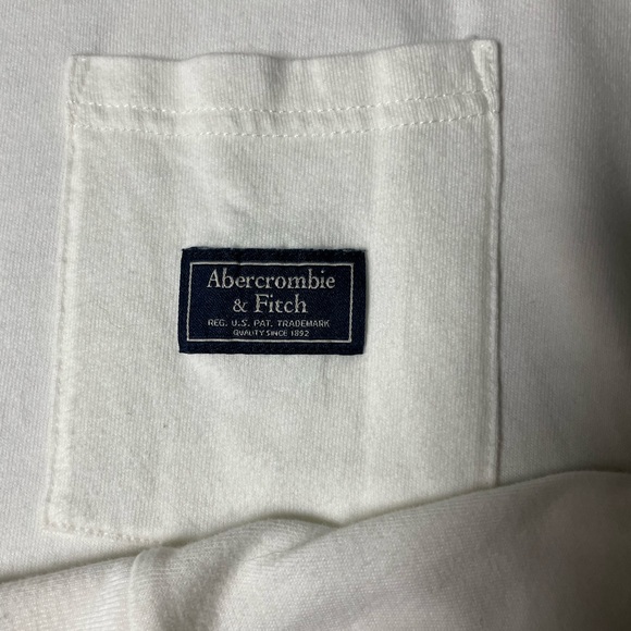 Abercrombie Long Sleeve Crew Neck Size S White with Blue"Exploded" Back Graphic - Picture 4 of 4